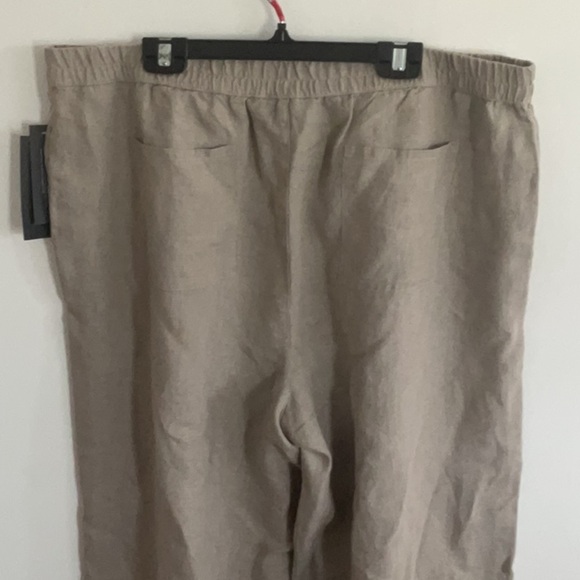 Tan Elastic Waistband Capris for Casual Comfort 100 percent linen - Picture 3 of 9